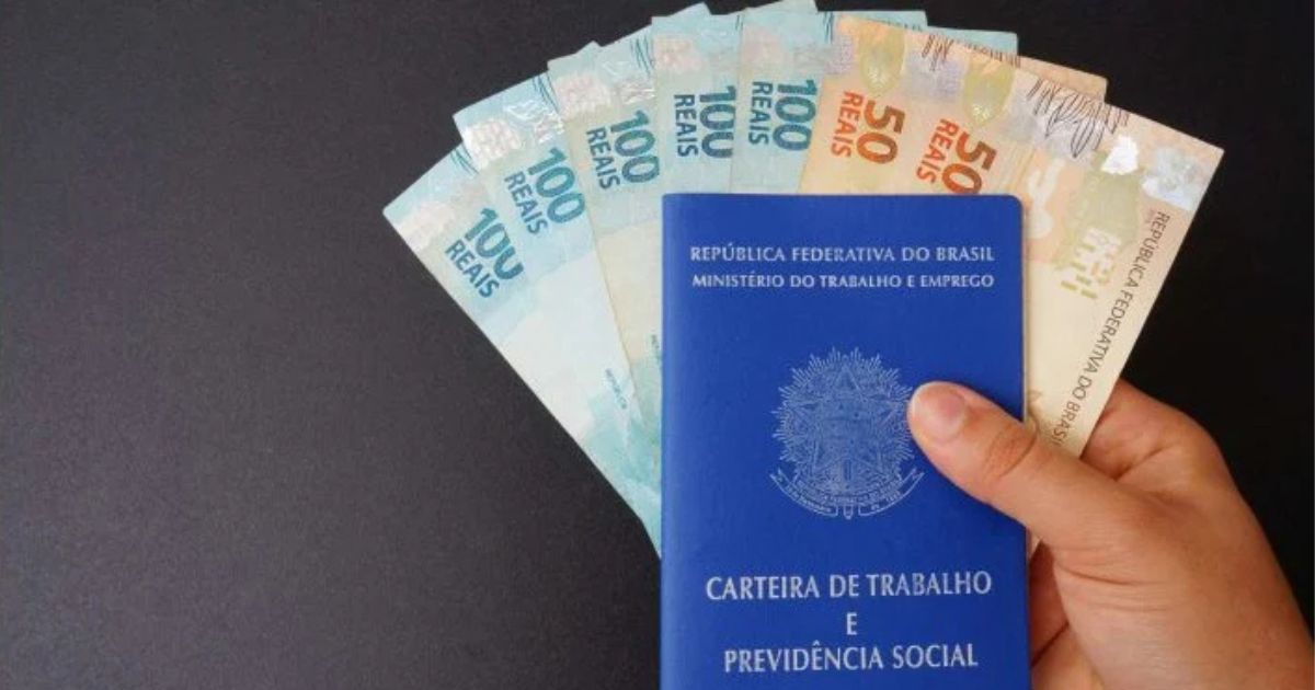 2ª parcela do 13º salário deve ser paga até dia 20; veja como calcular