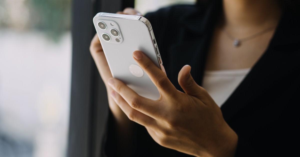 Trump ameaça taxar Apple caso empresa não produza iPhone nos EUA