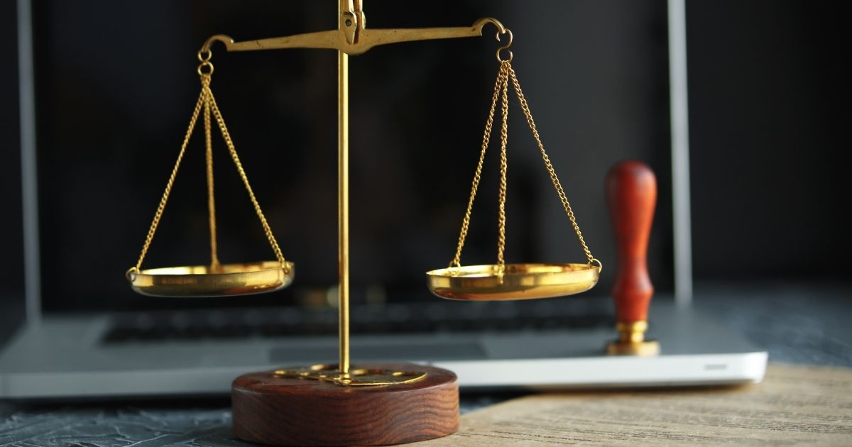 OAB/RJ aciona STJ contra IA que vende petições por R$ 19,90