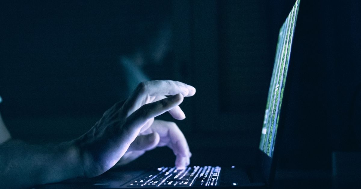 Polícia Federal prende cibercriminoso mais procurado do país