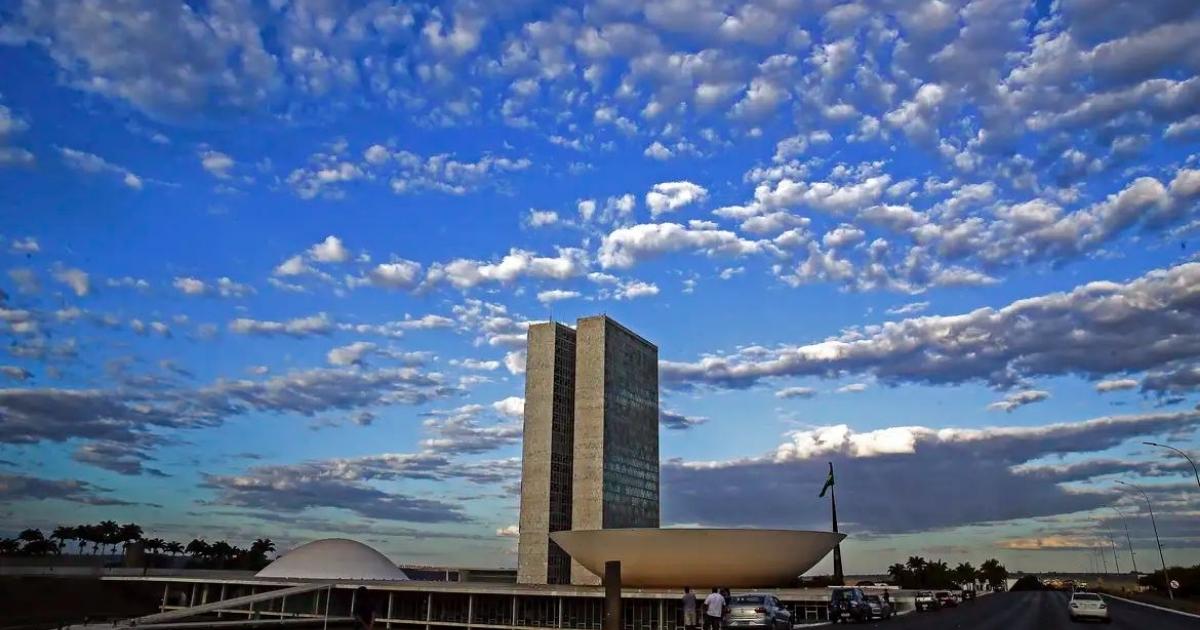 Projeto de lei que propõe taxação de big techs é apresentado