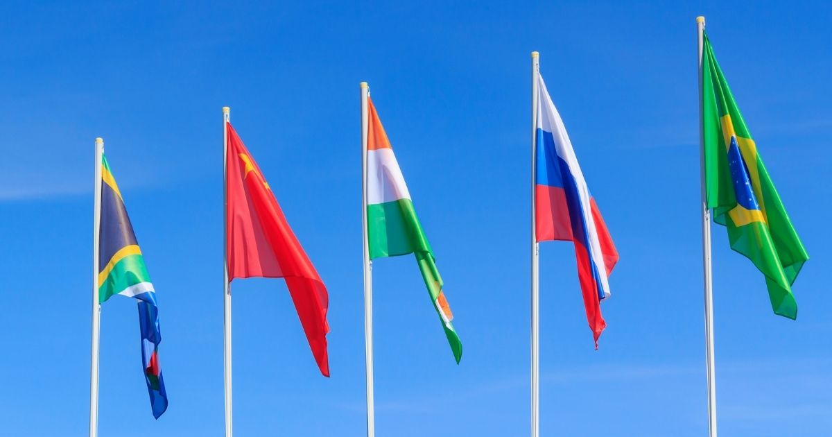 BRICS defende regulação da IA e desafia o monopólio das big techs