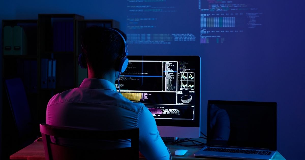 Programador recebe pena de prisão por travar sistema de ex-empresa