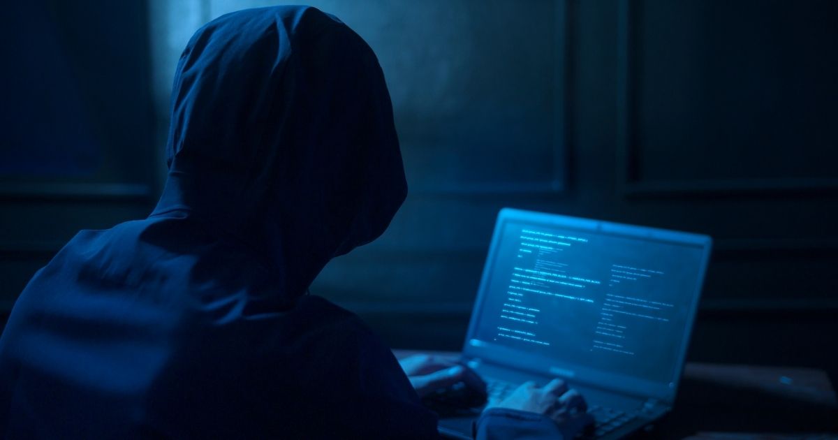 Cibercriminoso que vazou dados do governo é preso pela polícia