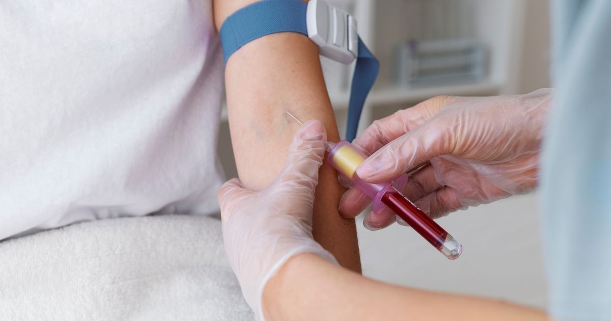 Estudo brasileiro descobre meio de diagnosticar Alzheimer com de exame de sangue