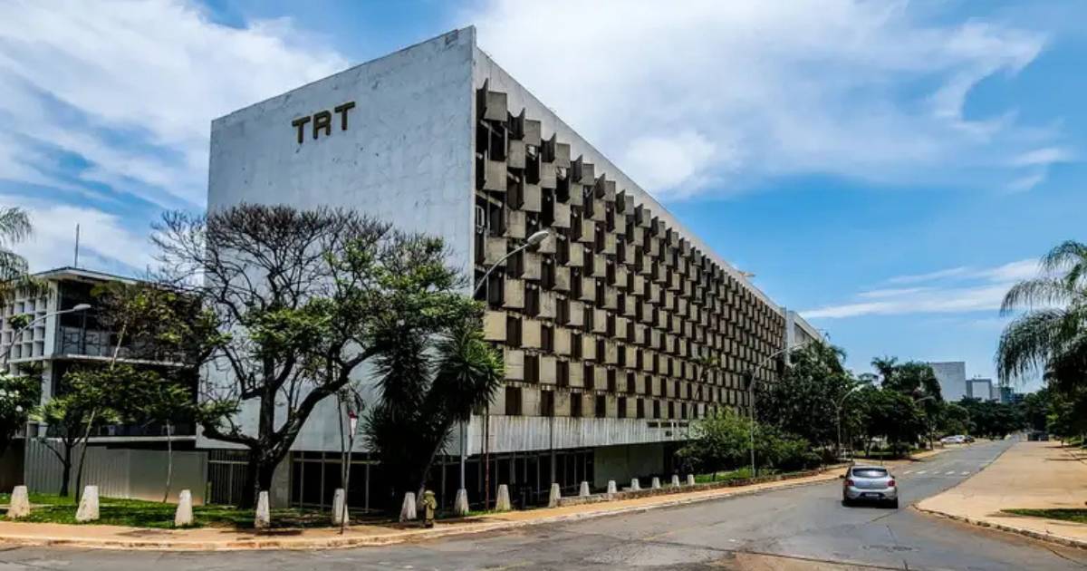 Justiça do Trabalho aciona Polícia Federal por invasão em 21 tribunais
