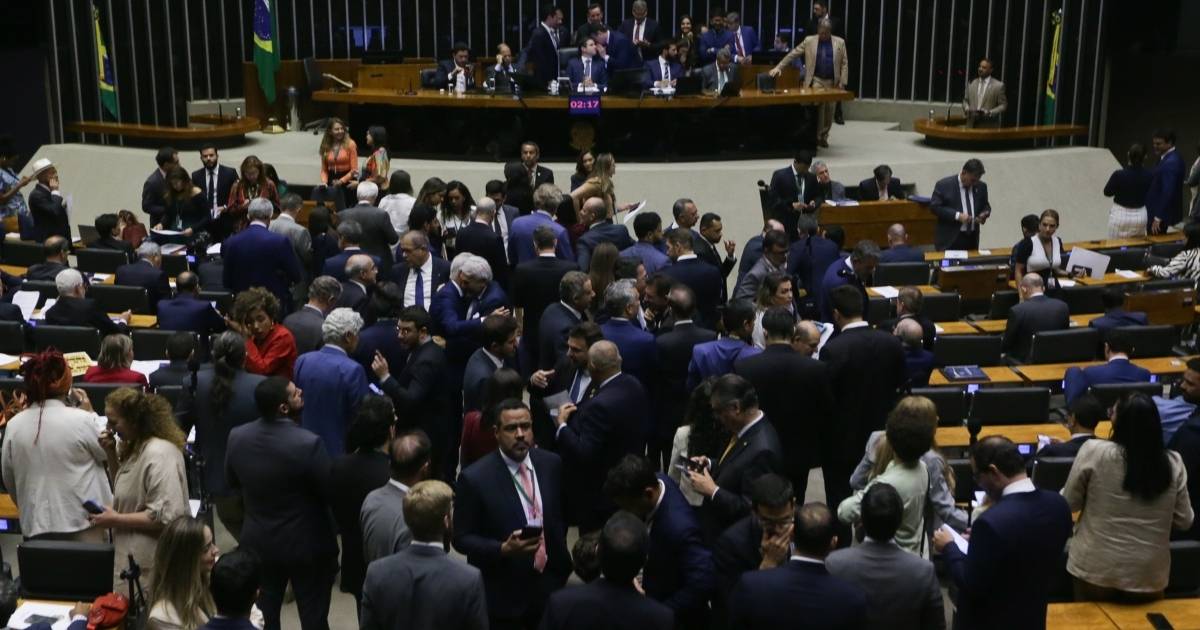 isencao-do-ir-ate-5-mil-aprovada-camara-veja-quanto-voce-vai-poupar