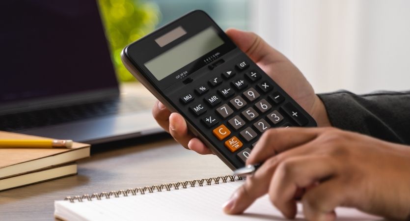 Apesar da IA, calculadoras resistem com milhões de vendas por ano