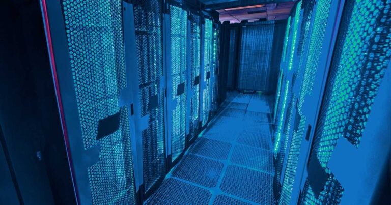 Data center do TikTok obtém aval para captar água além do limite declarado