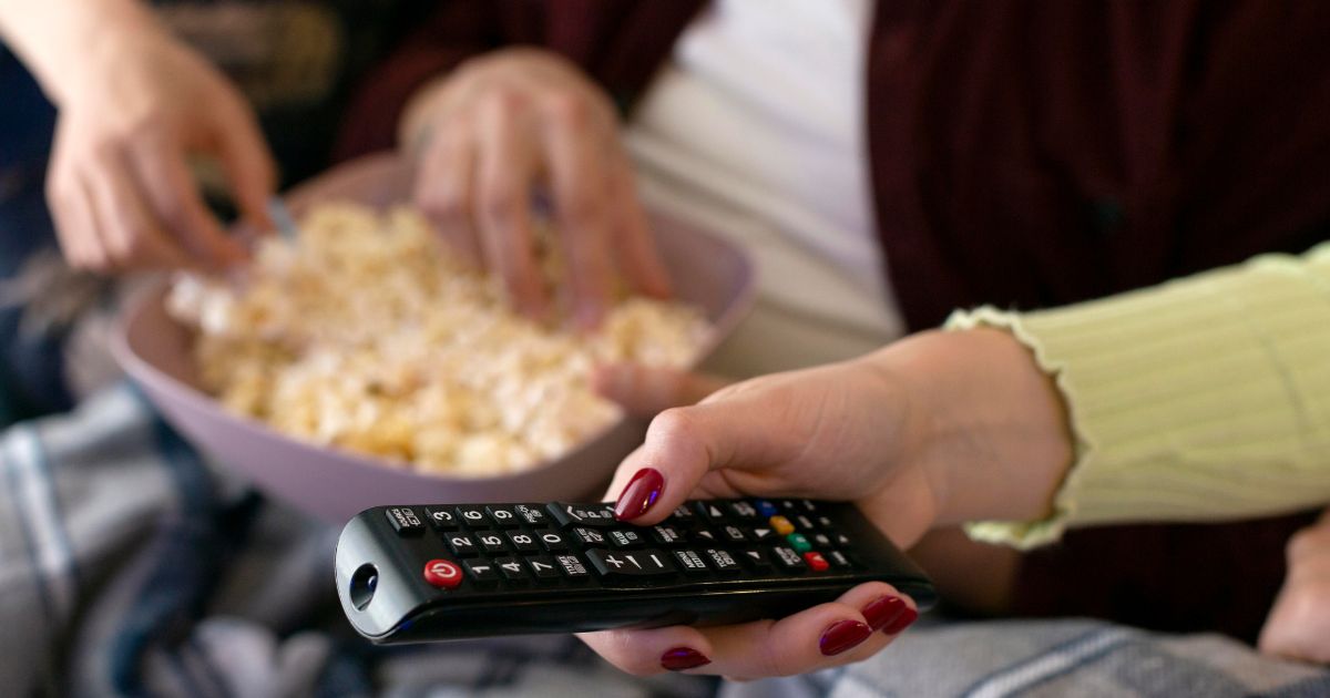 Paramount contra-ataca Netflix com oferta de US$ 108 bilhões pela Warner