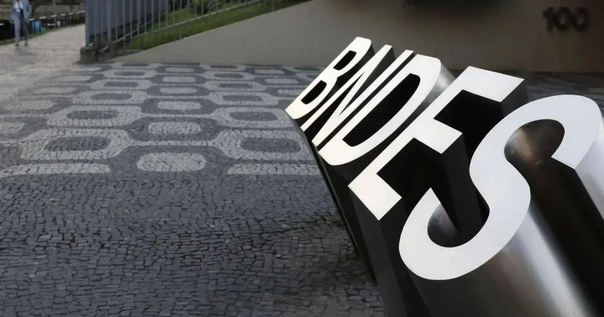 embraer-recebe-novo-aporte-bndes-carro-voador