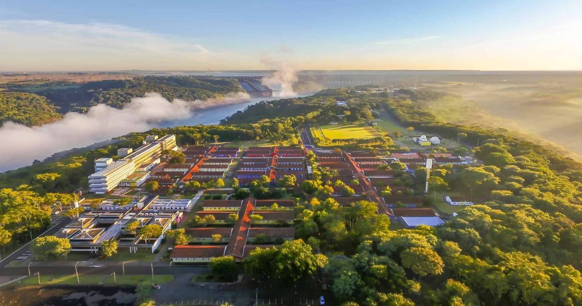 Seminários da Itaipu discutem carreira, IA e futuro com jovens