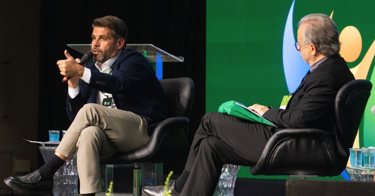 Sintipar integra debates sobre tecnologia e relações de trabalho em encontro da CSB