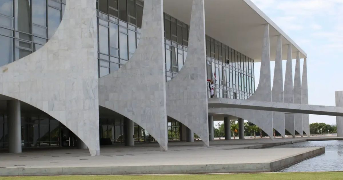 Mais de 180 aplicações de IA já são usadas em 52 órgãos do governo federal