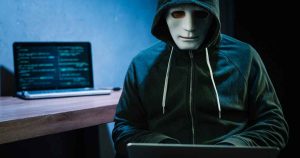 Deepfake falha durante golpe e revela rosto de suspeito na Espanha