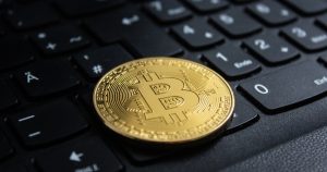 Ex-agente do FBI pede ajuda ao ChatGPT sobre como investir dinheiro desviado