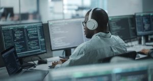 Cargos de tecnologia podem pagar até R$42 mil por mês